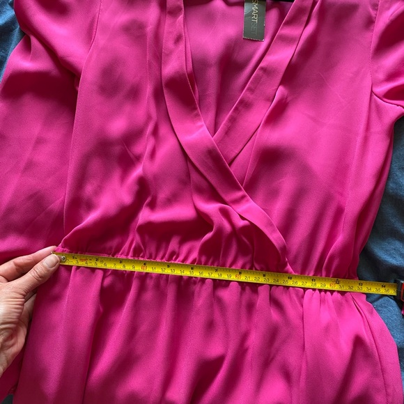 Fushia long sleeve dress - Picture 2 of 5